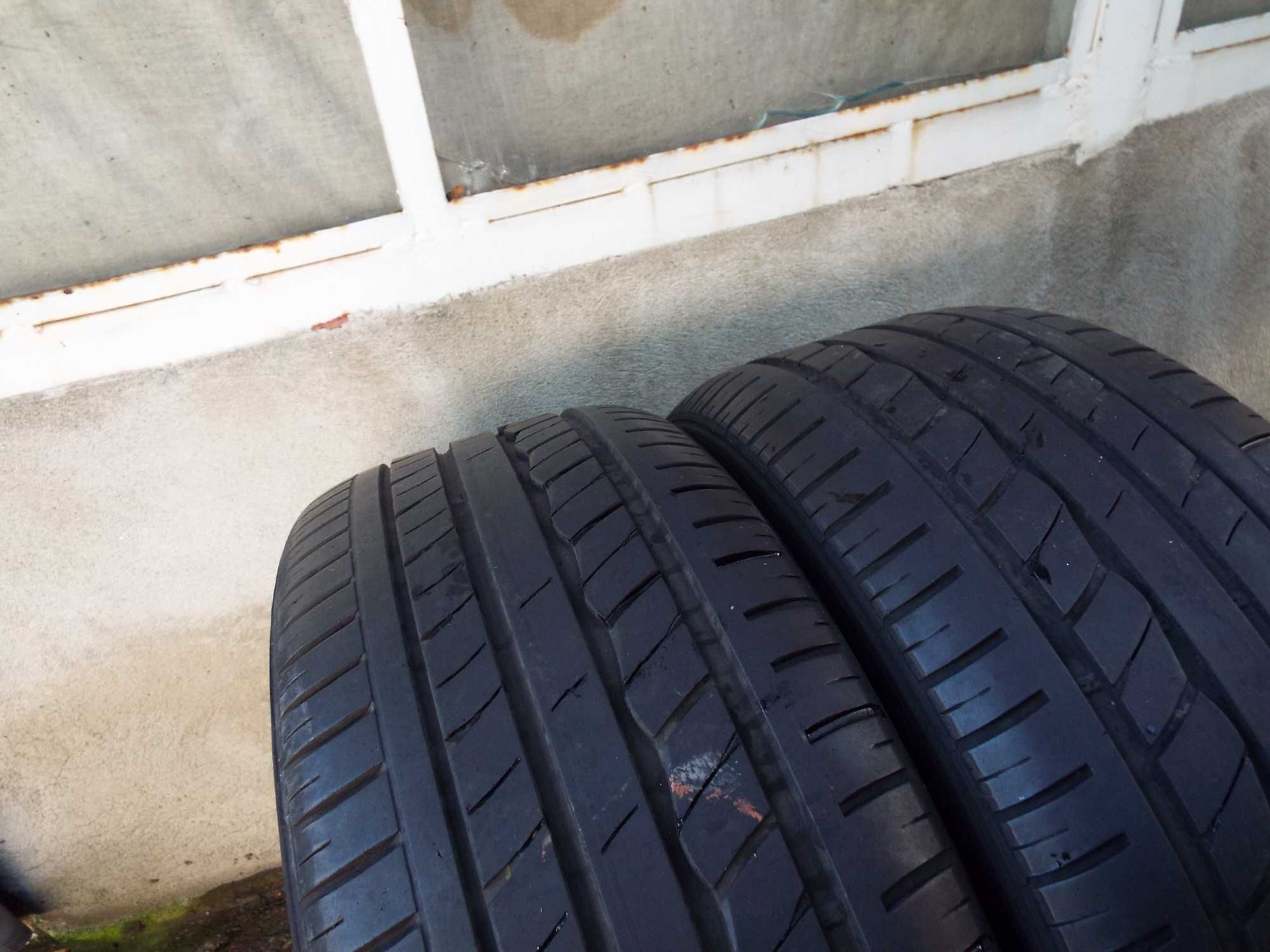 vand 2 anvelope de vara 225/55/16 kumho pret 300ron ambele