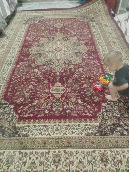 Палас срочно продам