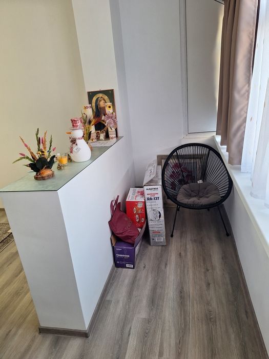 Vând apartament 2 camere 66.000 euro