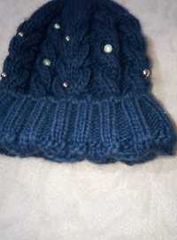 Теплые красивые шапки на зиму разные женские и мужск срочно,недорого