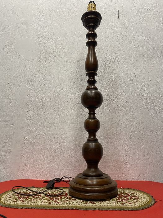 Стара френска лампа от дъб лампион