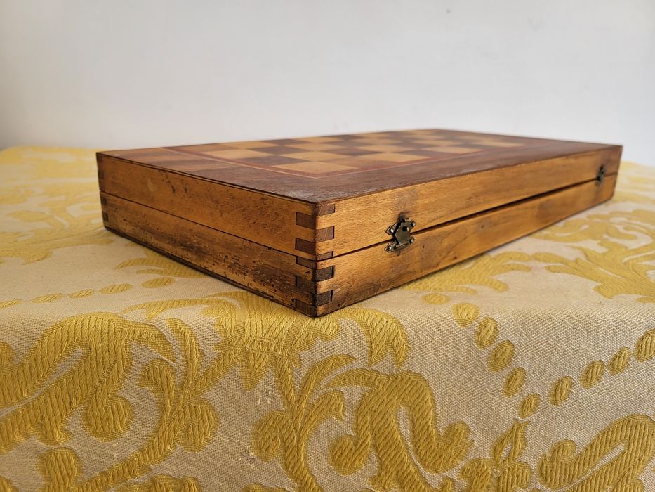 #1 Стар масивен дървен шах от най-големите