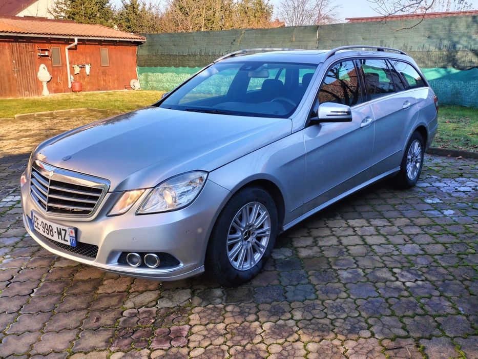 Vand Mercedes Benz E220 blue efficency automat