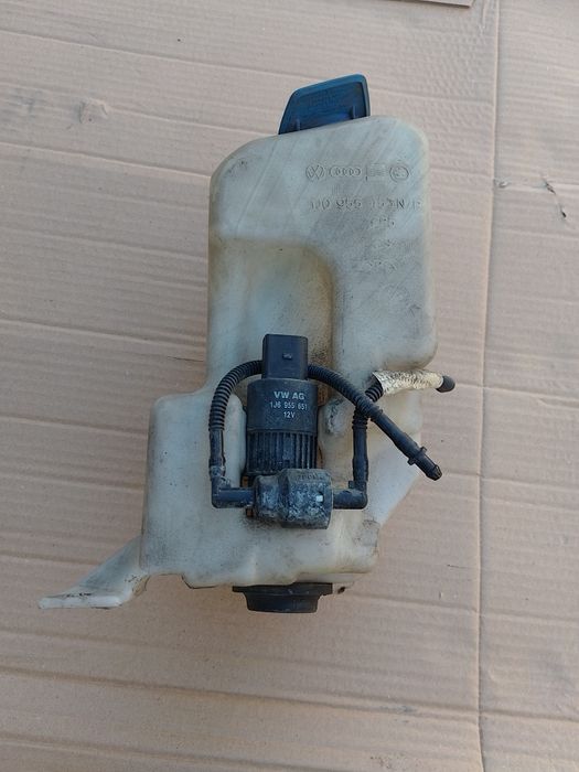 Motoraș lichid parbriz Golf 4