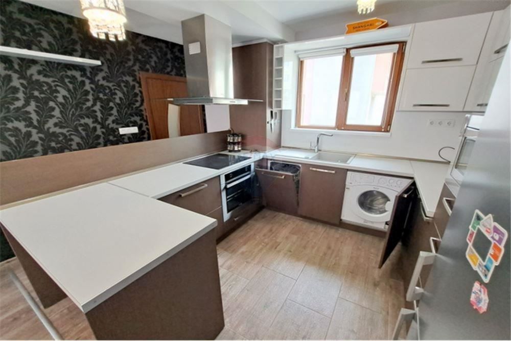 Дава се под наем Двустаен апартамент в Варна, Възраждане 3 - 60 кв.м за 433.5 € - Снимка #4