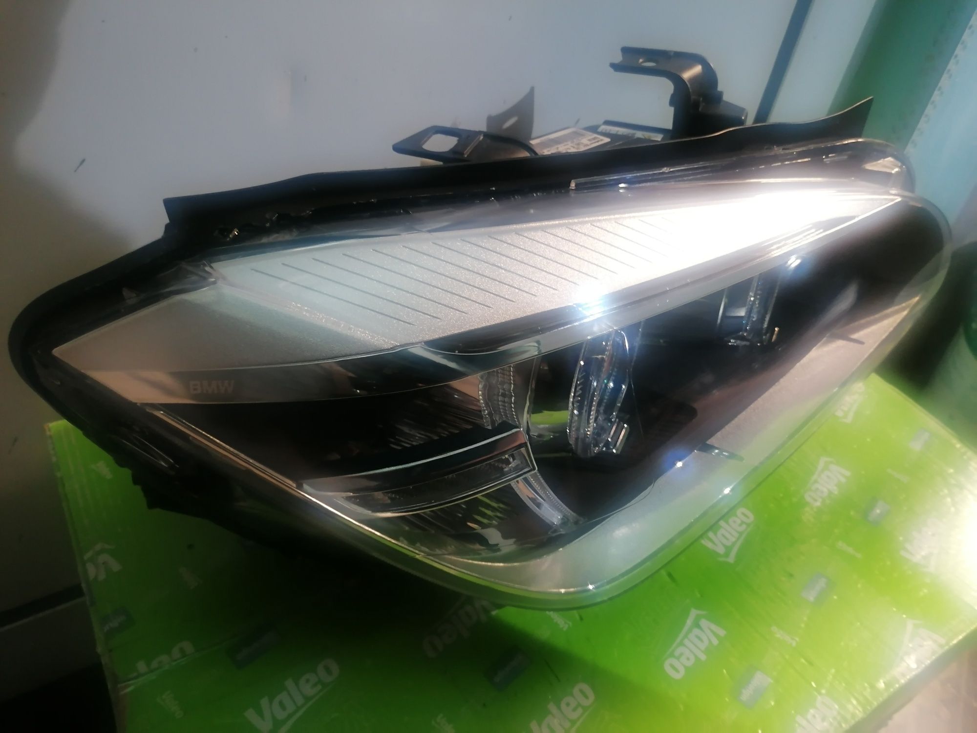 Фар Фарове за БМВ Х1 Е84 / BMW X1 E84 Dynamic Xenon Lci.