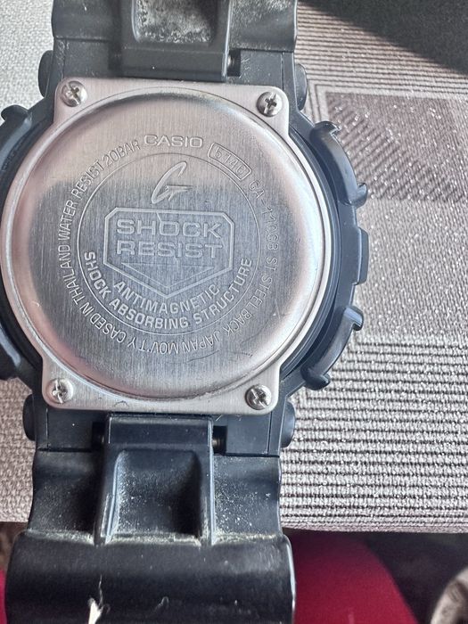 G-shok часовник в много добро състояние