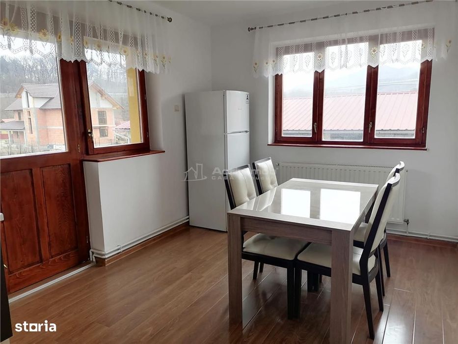 Apartament la casa de inchiriat 80 mp