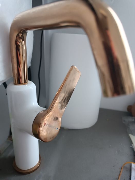 Baterie bucătărie ceramica cu inserție de bronz