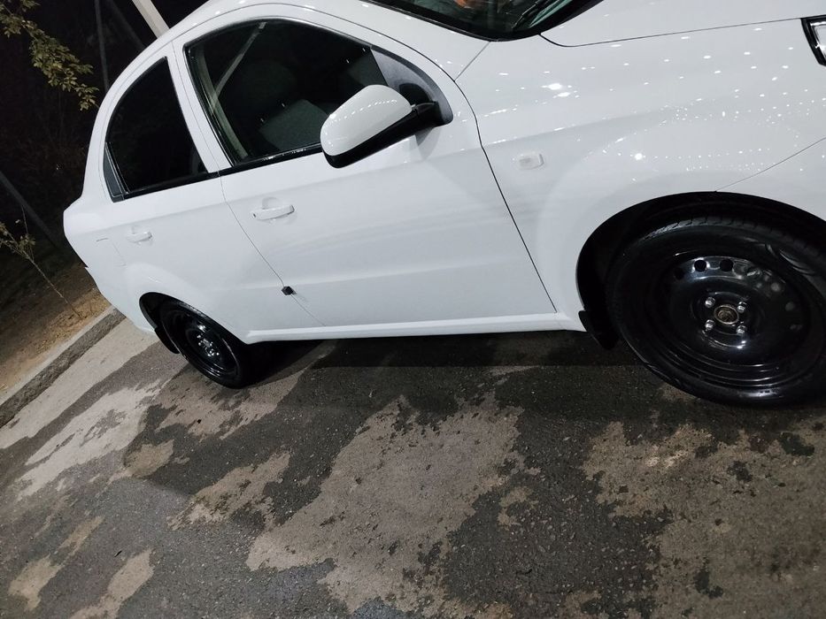 Nexia 3 holati yaxshi gazlari bor