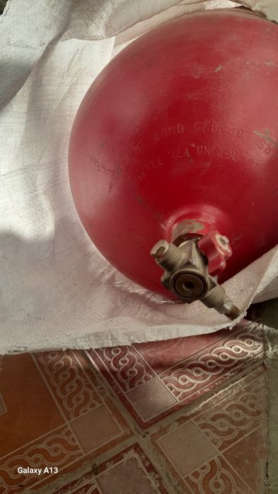 Srogi o'tgan 77 kareyski balon sotiladi