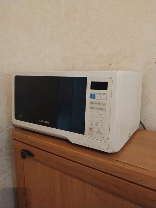 Продам микровалновку