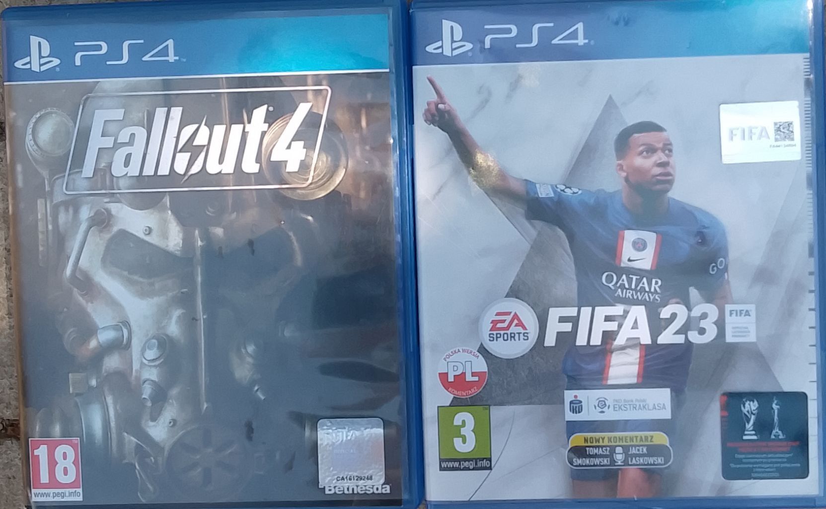 vând FIFA 23 și Fallout 4