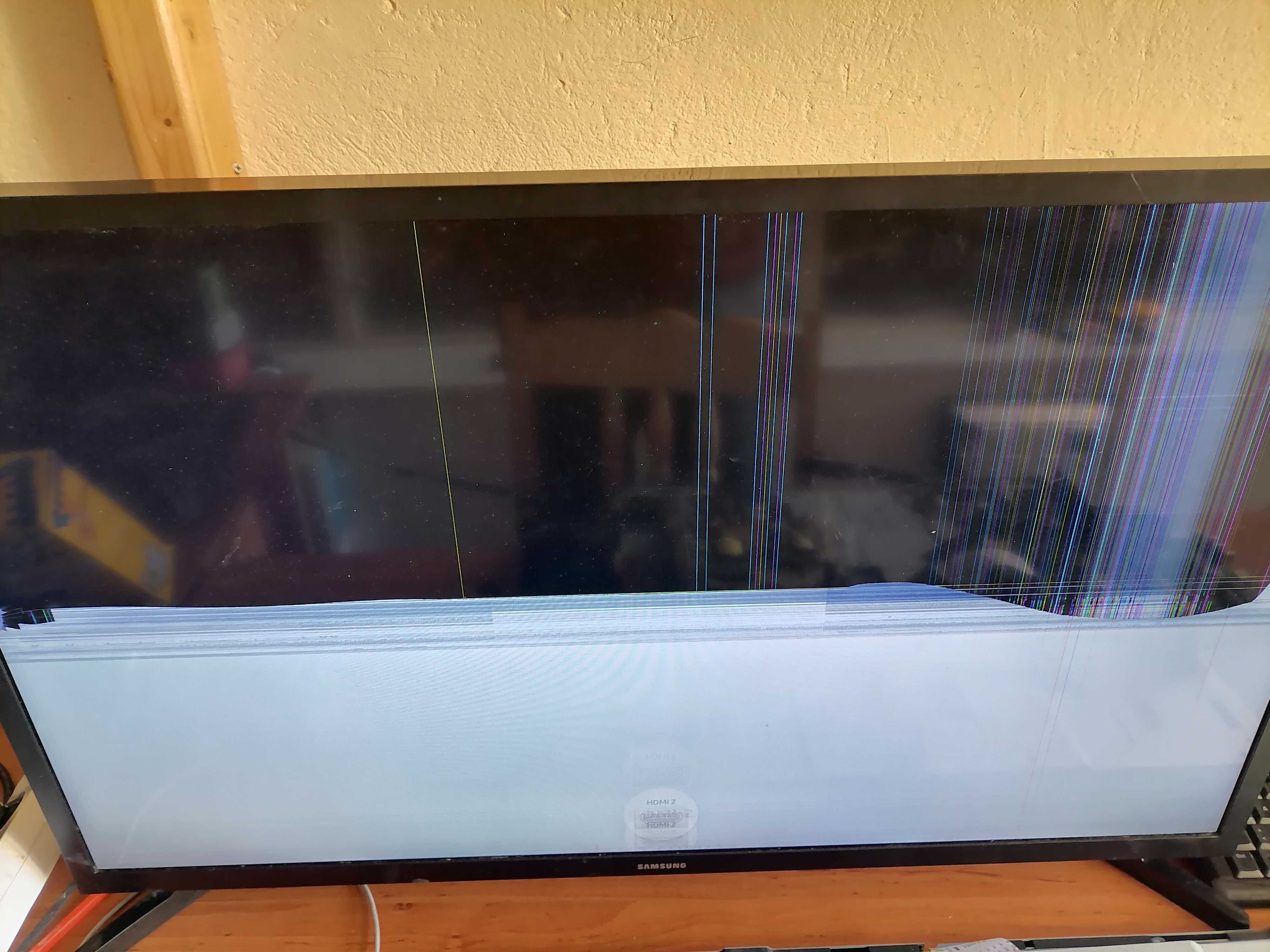 Samsung 32"UE32N5372AU за части