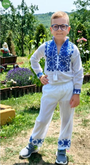 Costum băieți  10 ani