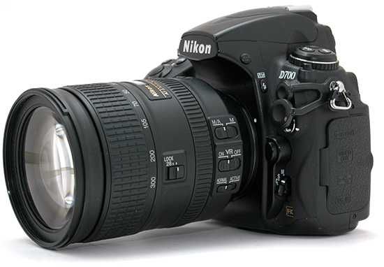 Obiectiv Nikon AF-S NIKKOR 28-300mm F/3.5-5.6G ED VR,sigilat