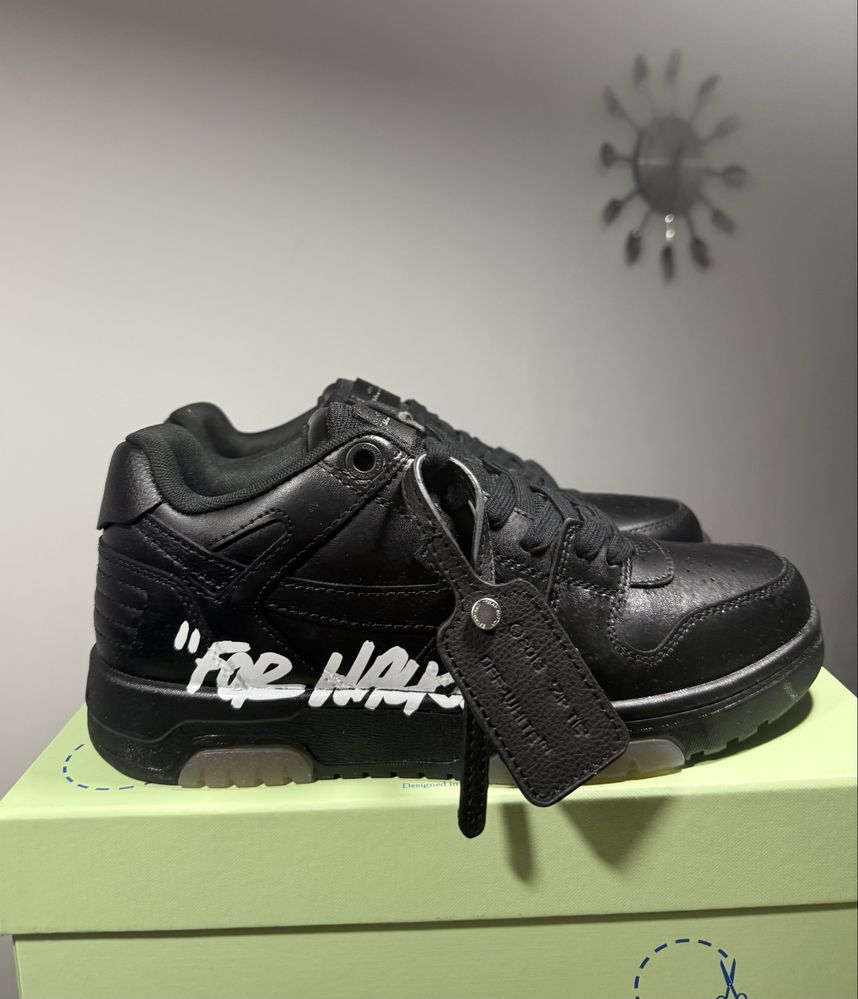 OFF-White Out Of Office Black