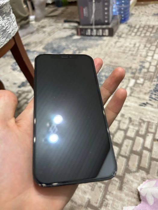 Ayfon 12 pro 256 tali 84 batare
