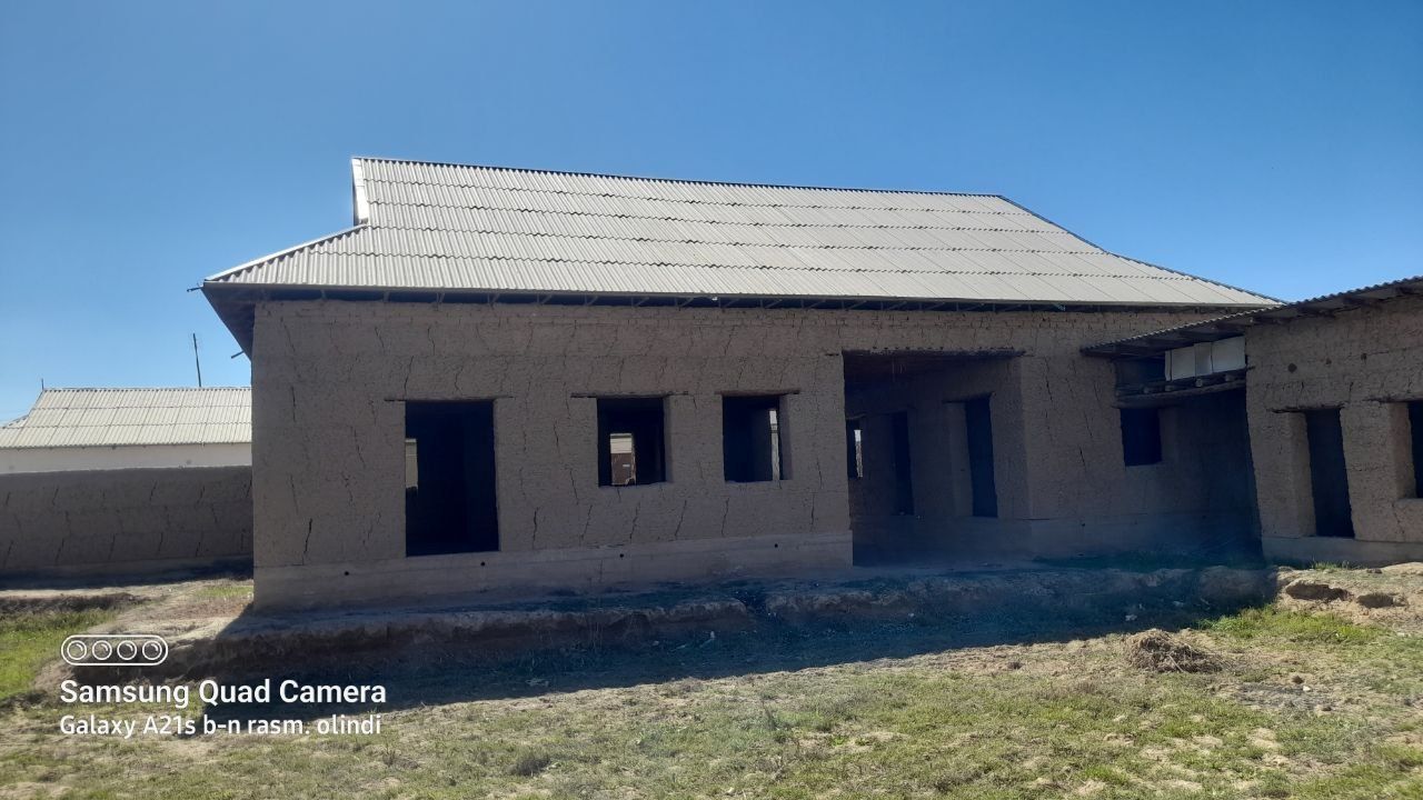 Ховли Сотилади Муборак тумани  Ёшлар махалласи