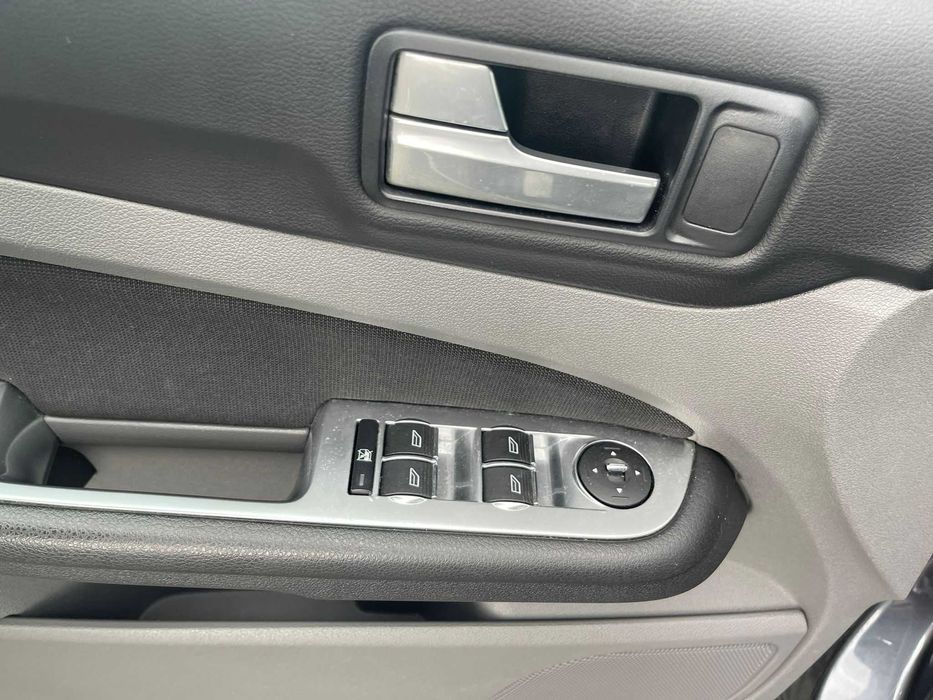 Ford Focus 2010 / 1.6 BENZINA
