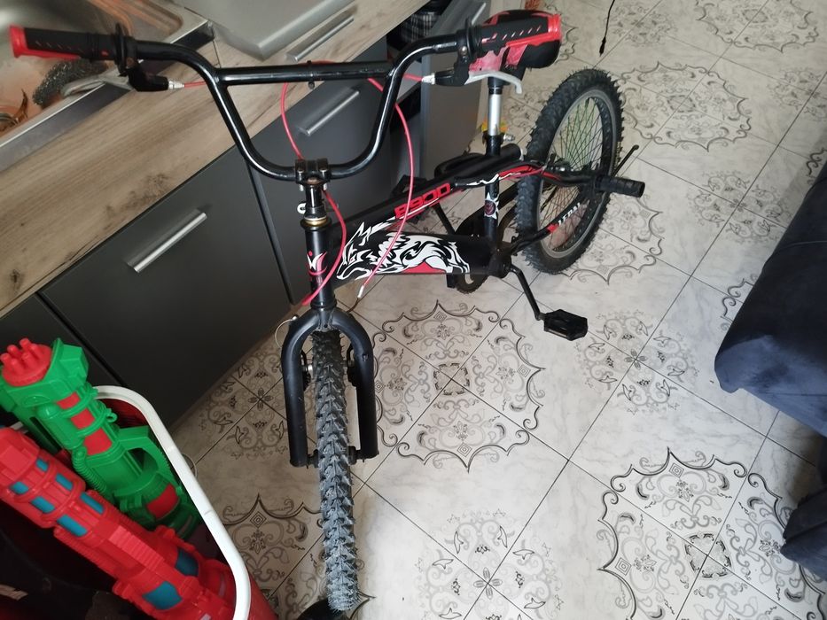 Bicicleta BMX perfect funcțional