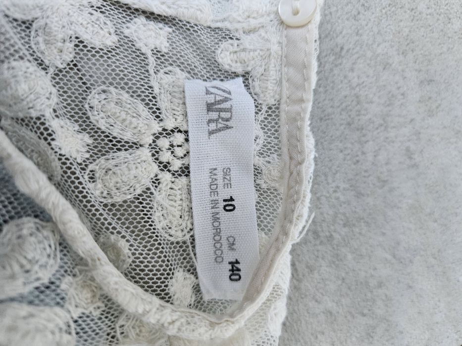 Zara bluza dantela cu dublura 140 cm (10 ani)