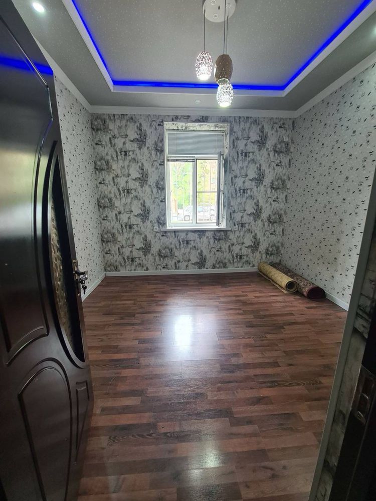 Пятикомнатная комнатная квартира на Маталке, Фергана