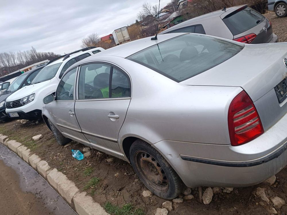 Autoturism Skoda Superb 1