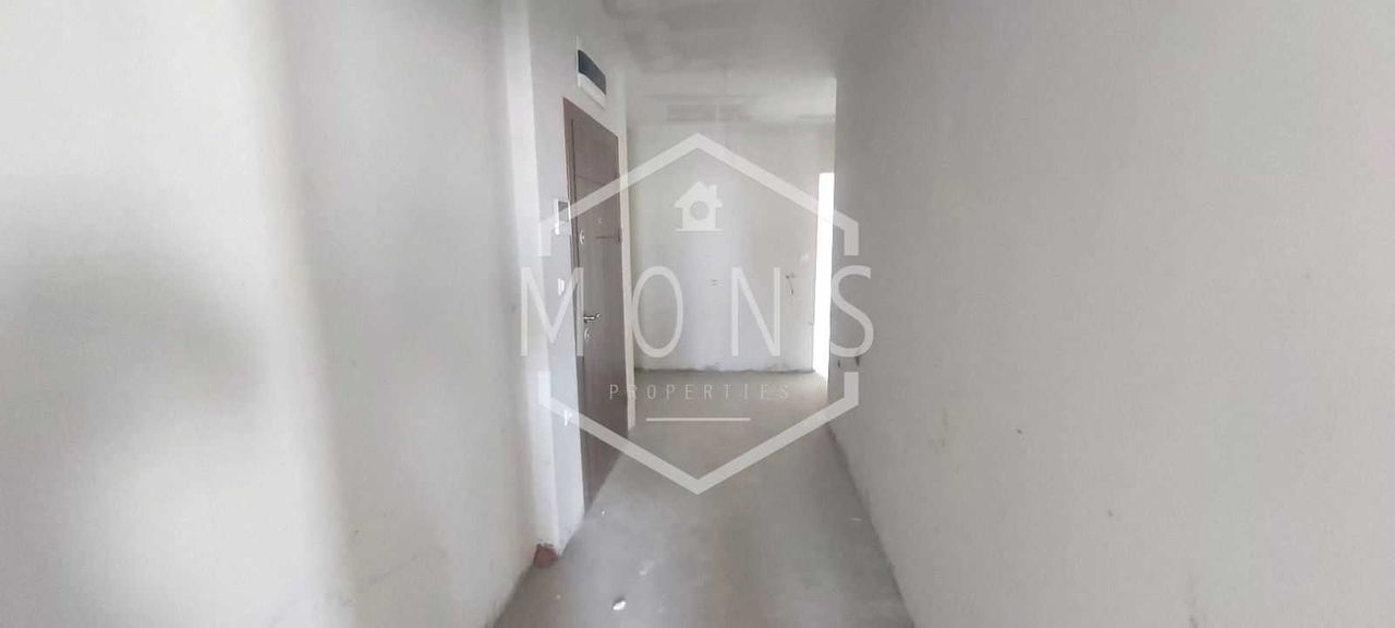 Продава се Многостаен апартамент в Севлиево - 157 кв.м за 764 €/кв.м - Снимка #2