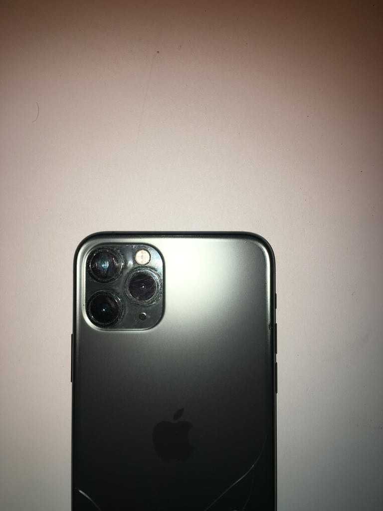 Iphone 11 pro с протектор