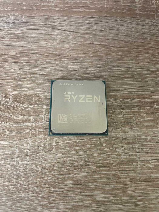Procesor AMD Ryzen 5 1600X, 3.5 GHz, 16MB, Socket AM4+cooler
