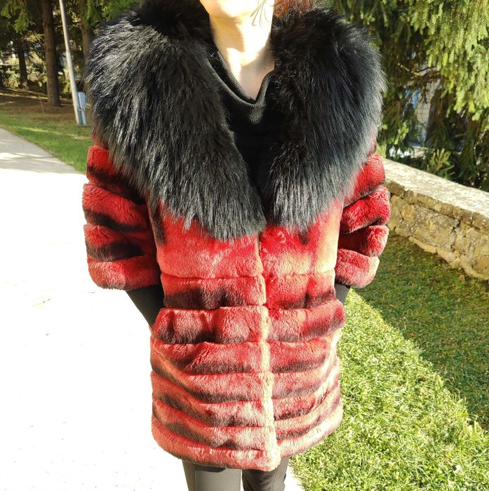 Haina blana naturala chinchilla rosie L cu guler vulpe (Nr2)