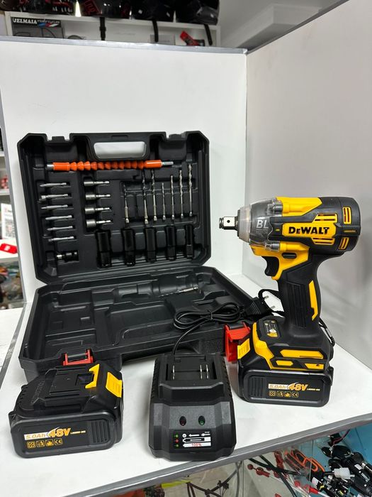 Гайковерты Dewalt новые