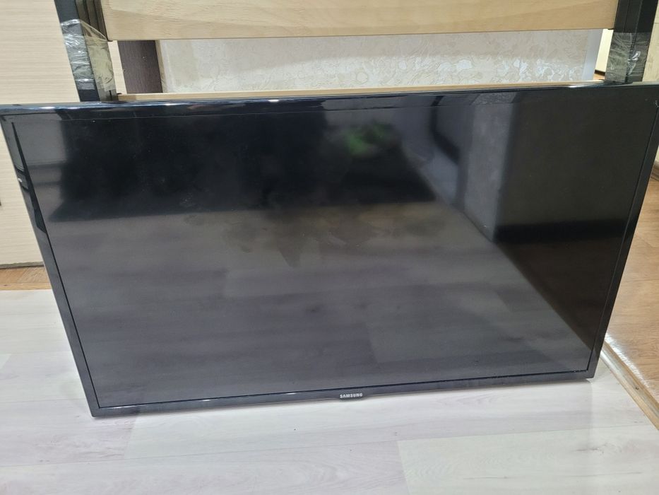 Продам телевизор