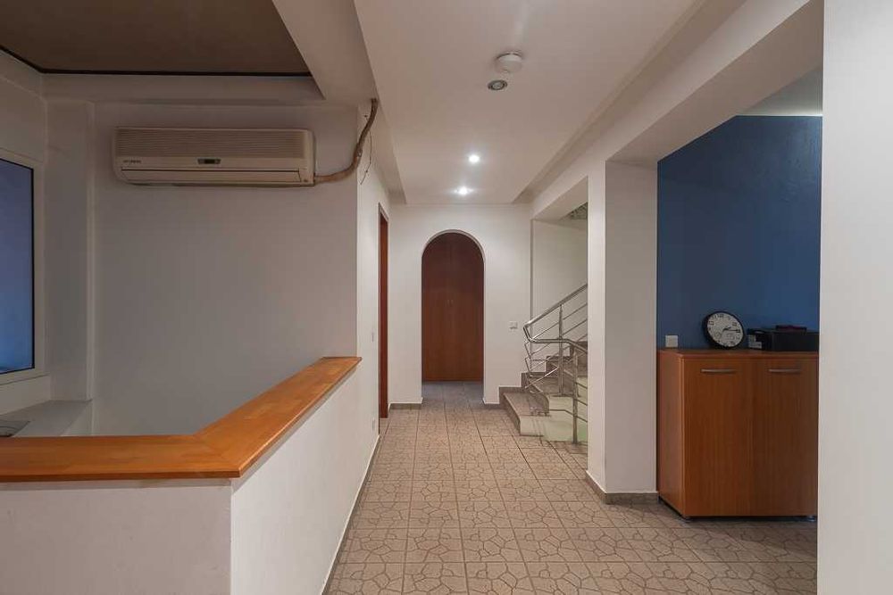 Inchiriere casa pentru gradinita/camin - 400mp teren - Voluntari