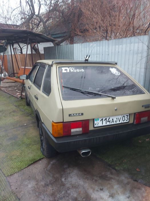 Продам ваз 2109.