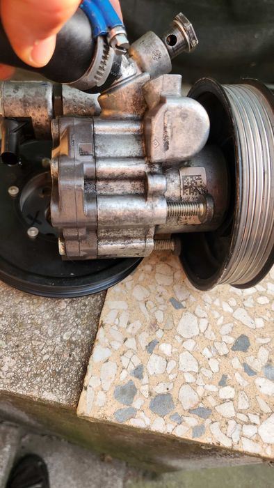 Pompa active steering directie activa E90 E91 E92 E93 E81 E82 E87 E88