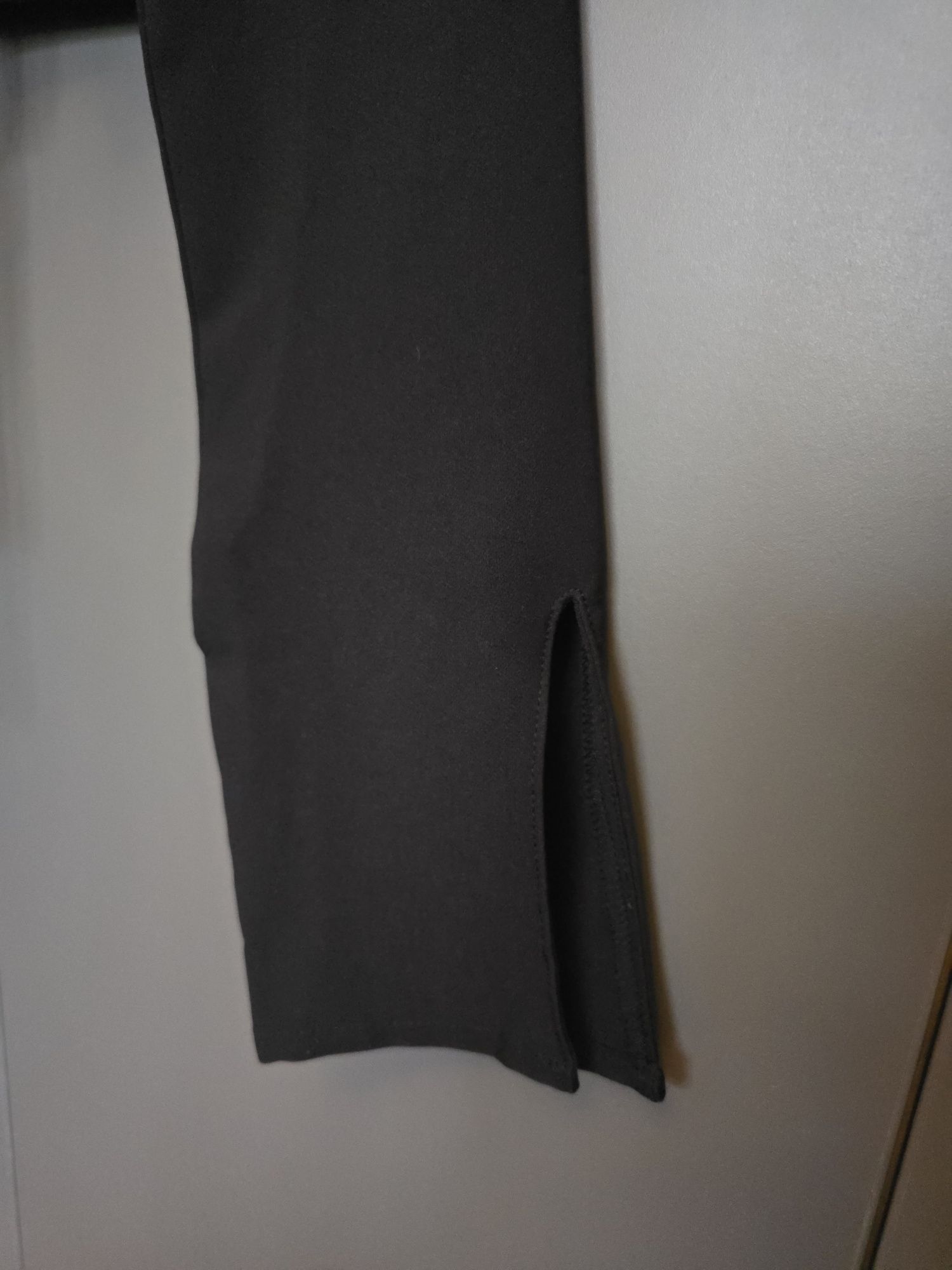 Дамски черни блузи H&M