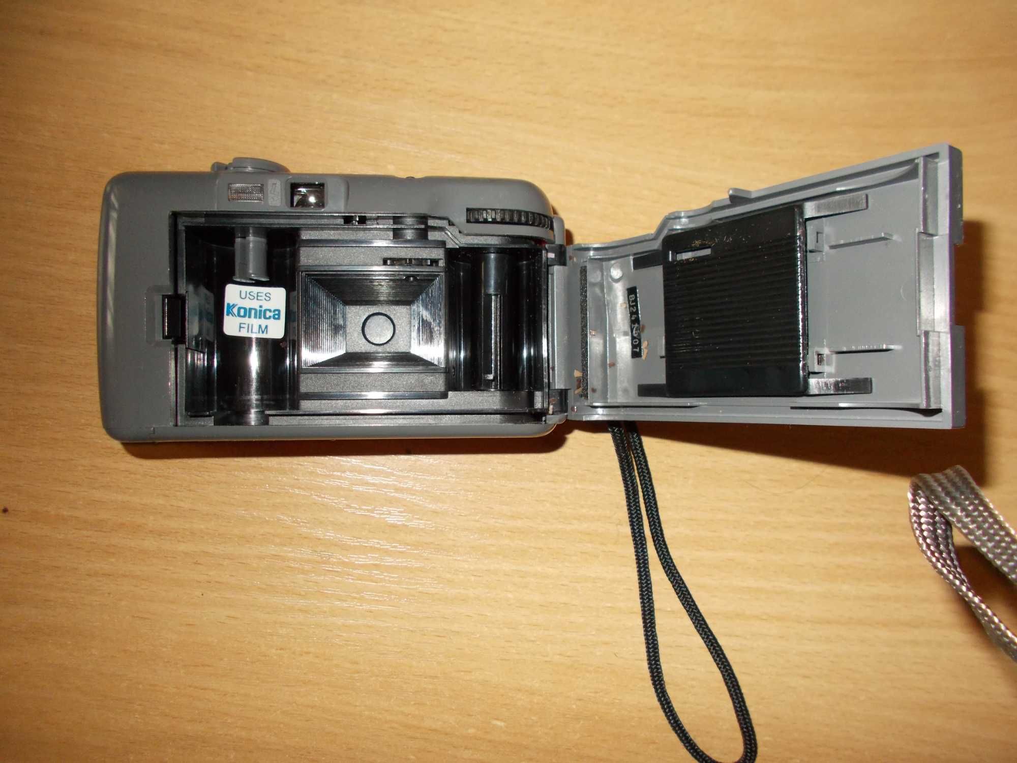 Лентов фотоапарат ,,Konica"