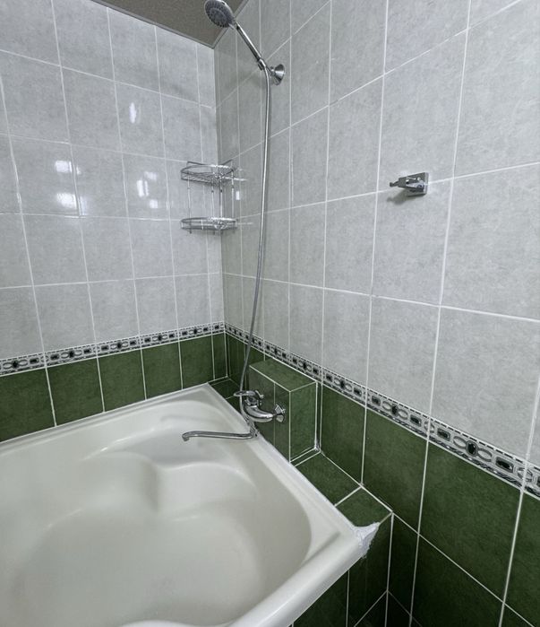 Код 823 Продам 1в2/1/9 ком квартиру Кадышева  ( ипотеку можно)