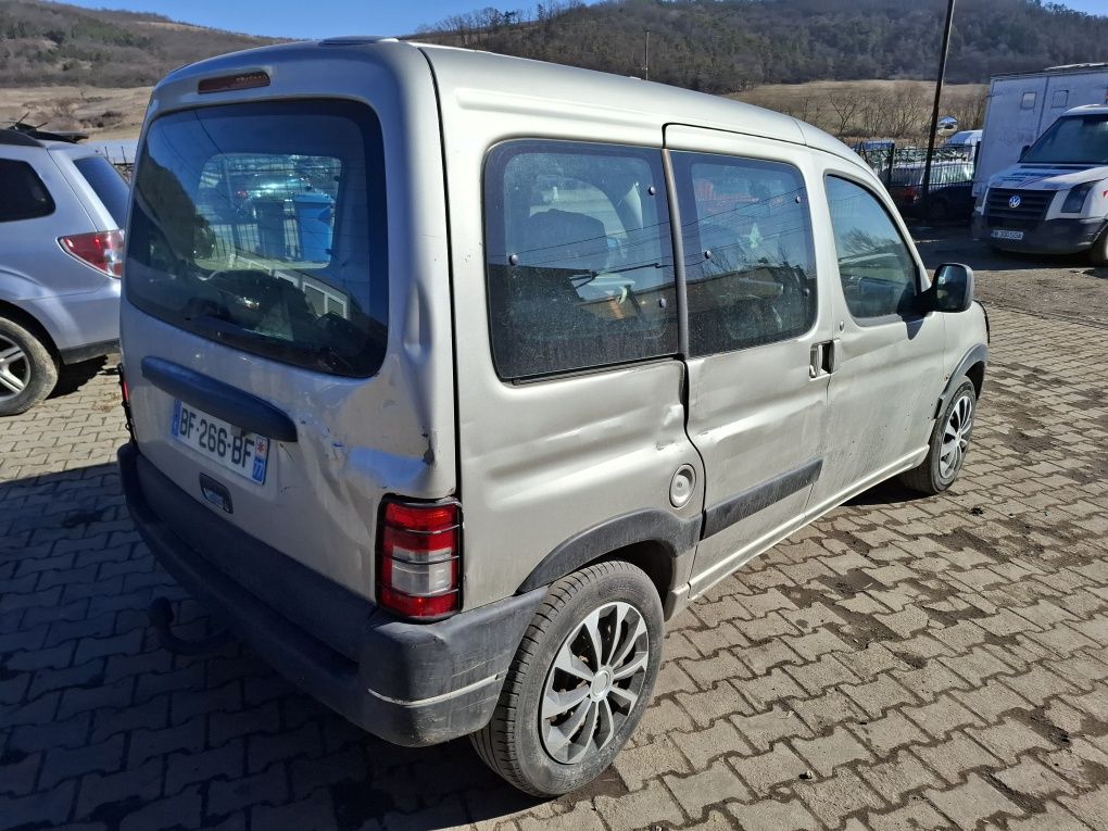 Piese/Dezmembrez Peugeot Partner 1.6HDi indiana An 2007