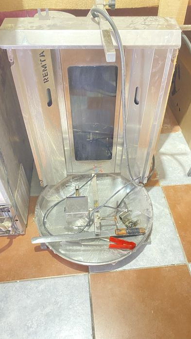 Продаётся донер аппарат и тостер