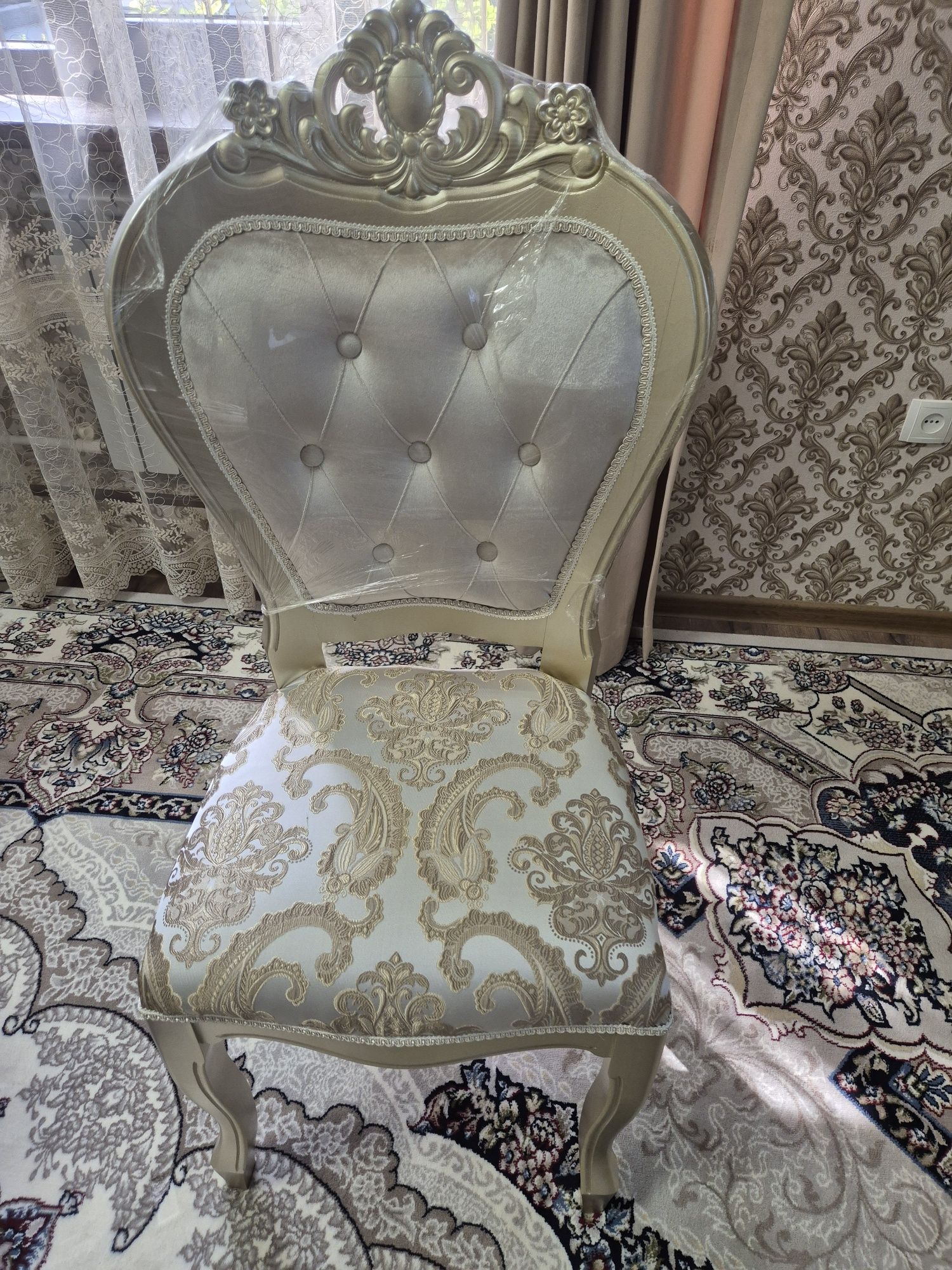 Zal uchun mebel 12 talik