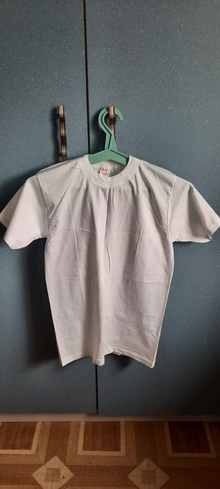 Продам одежду возраст 10-13 лет