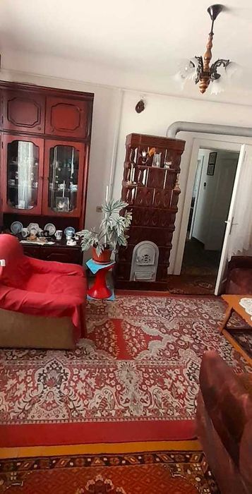 Vand casa ultracentral str Nicolae Balcescu Mun. Hunedoara