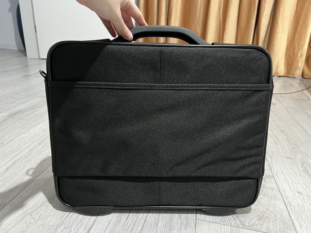 Geanta laptop noua Samsonite