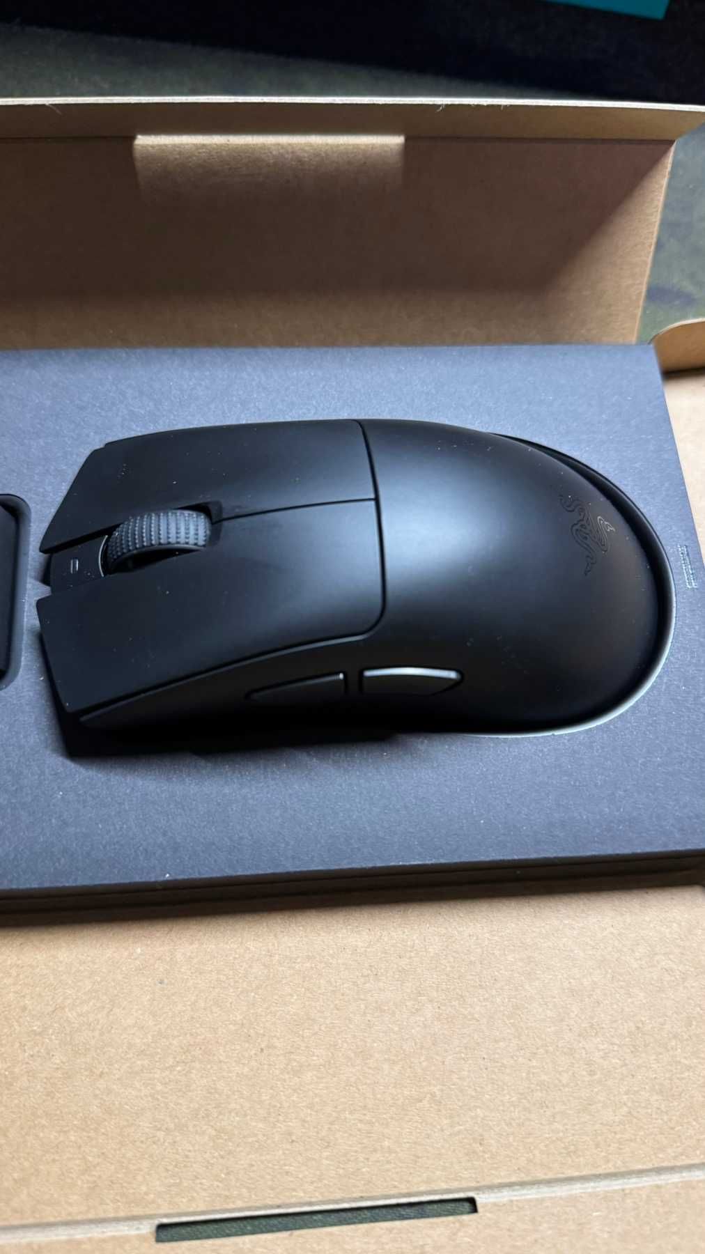 Гейминг мишка Razer Deathadder v3 Hyperspeed КАТО НОВА