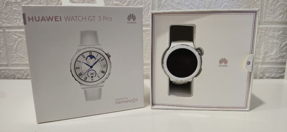 Huawei watch GT 3 pro ceramic