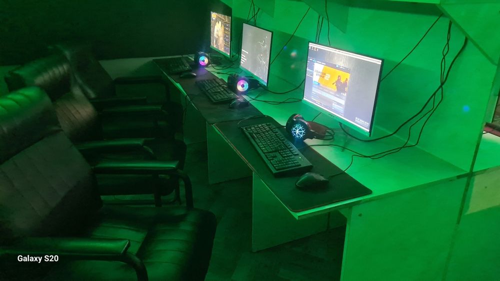 Срочно компютерлар сотилади