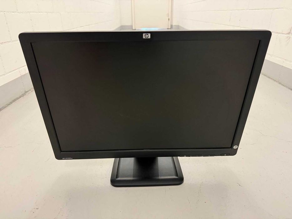 Монитор 22" HP LE2201w (б/у)